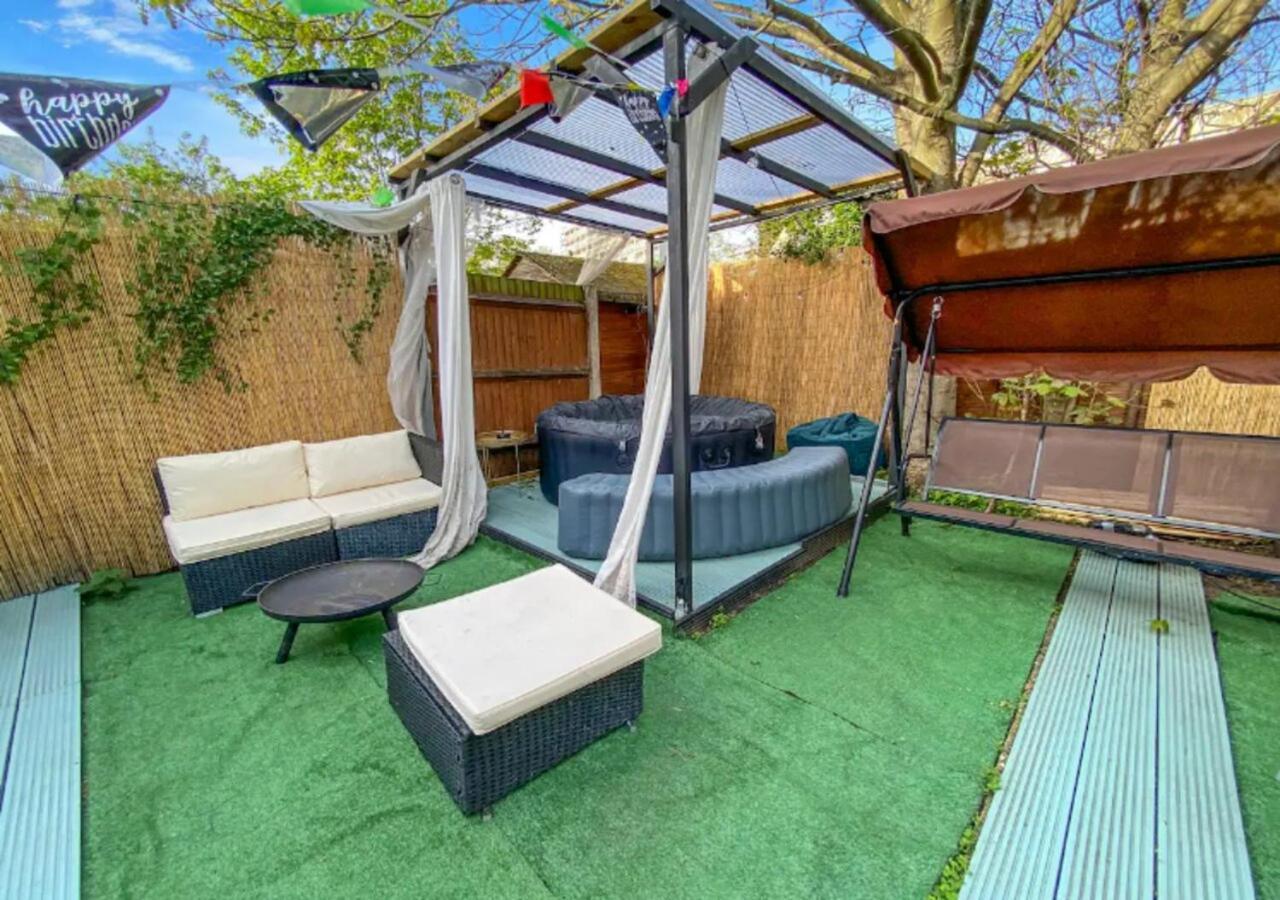 3bed 2bath With Garden Sauna & Hot Tub * Londen