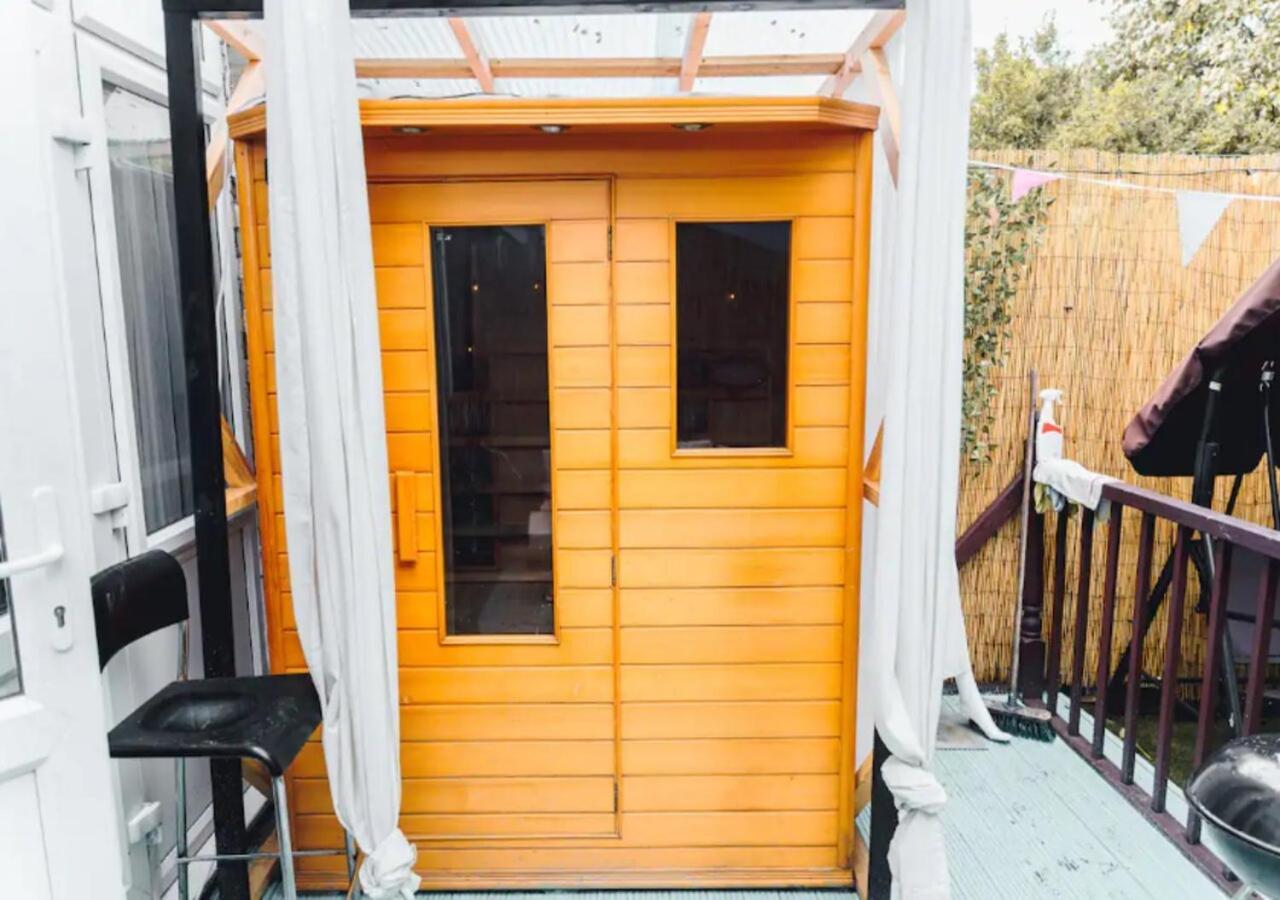 3bed 2bath With Garden Sauna & Hot Tub Vakantiehuis *