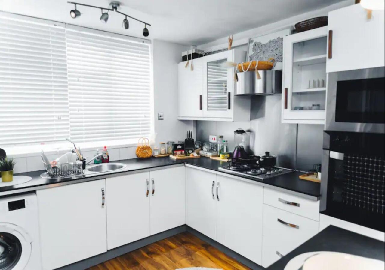 Vakantiehuis 3bed 2bath With Garden Sauna & Hot Tub Londen