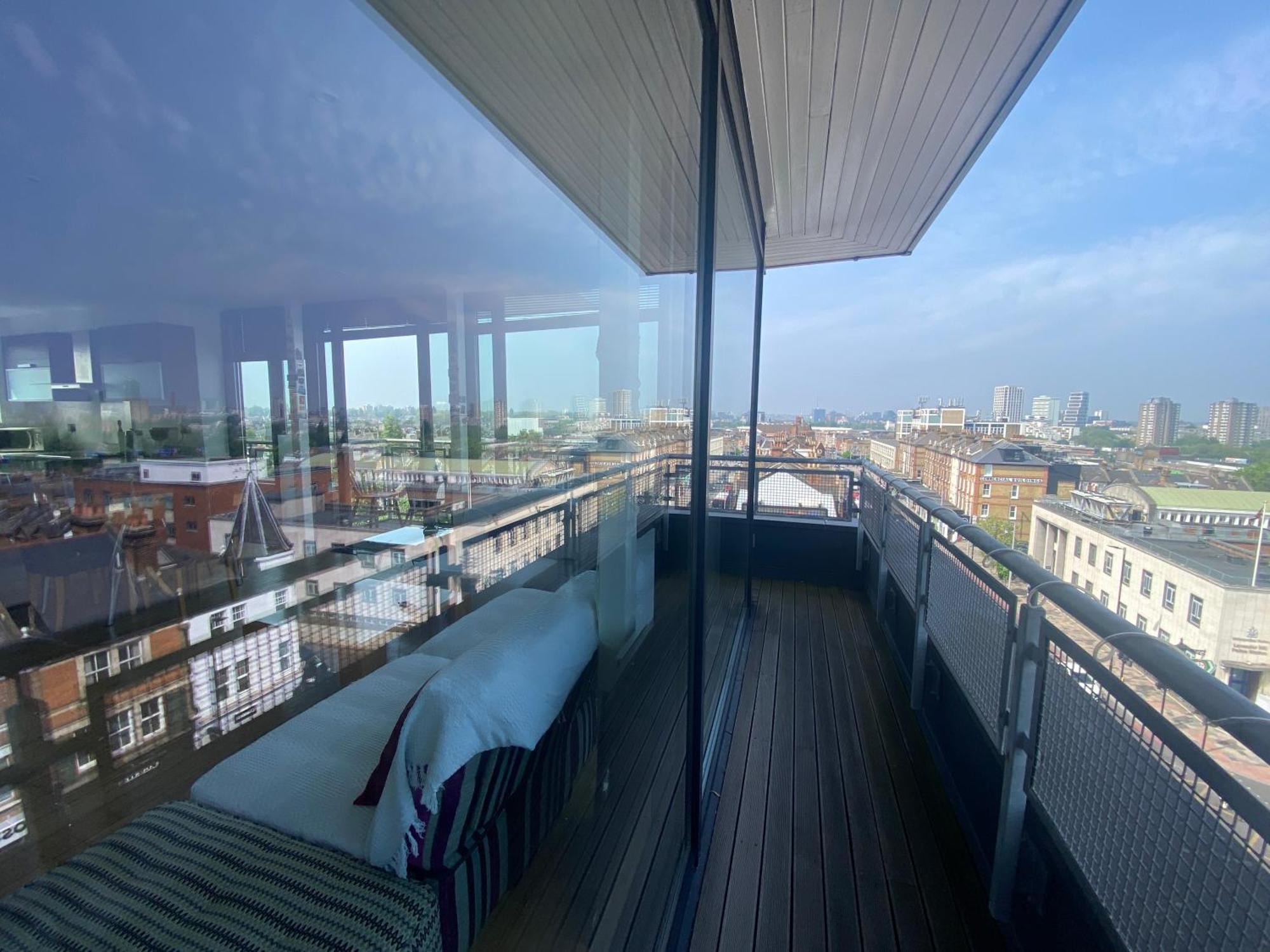 Penthouse In Battersea Amazing Views Of Leilighet *
