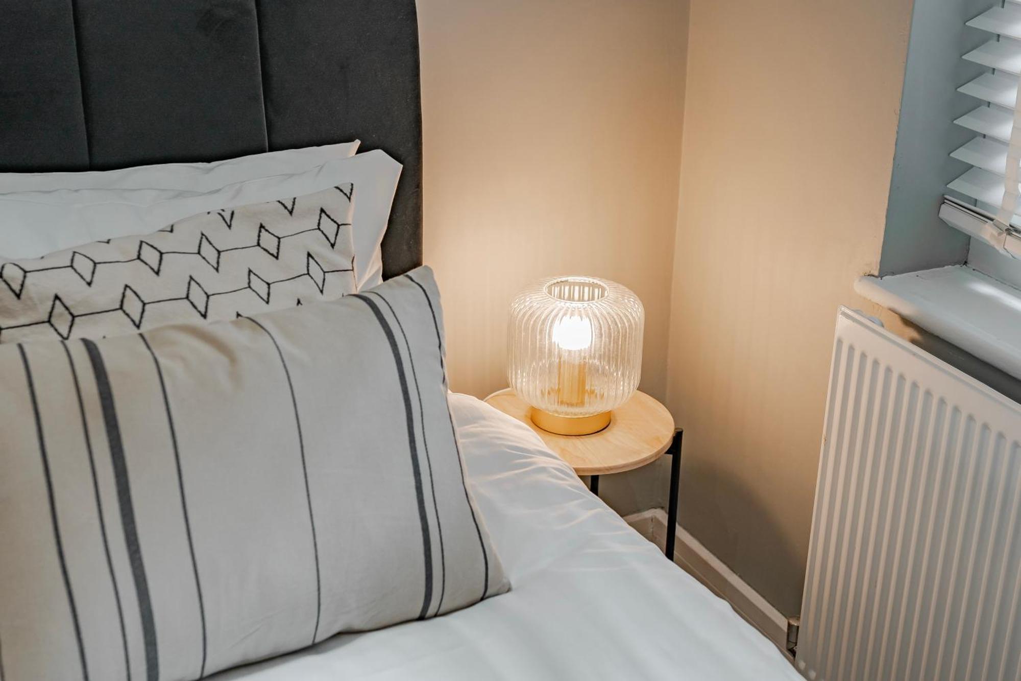 Apartment Cosy & Stylish Apmt W/ Fast Wifi