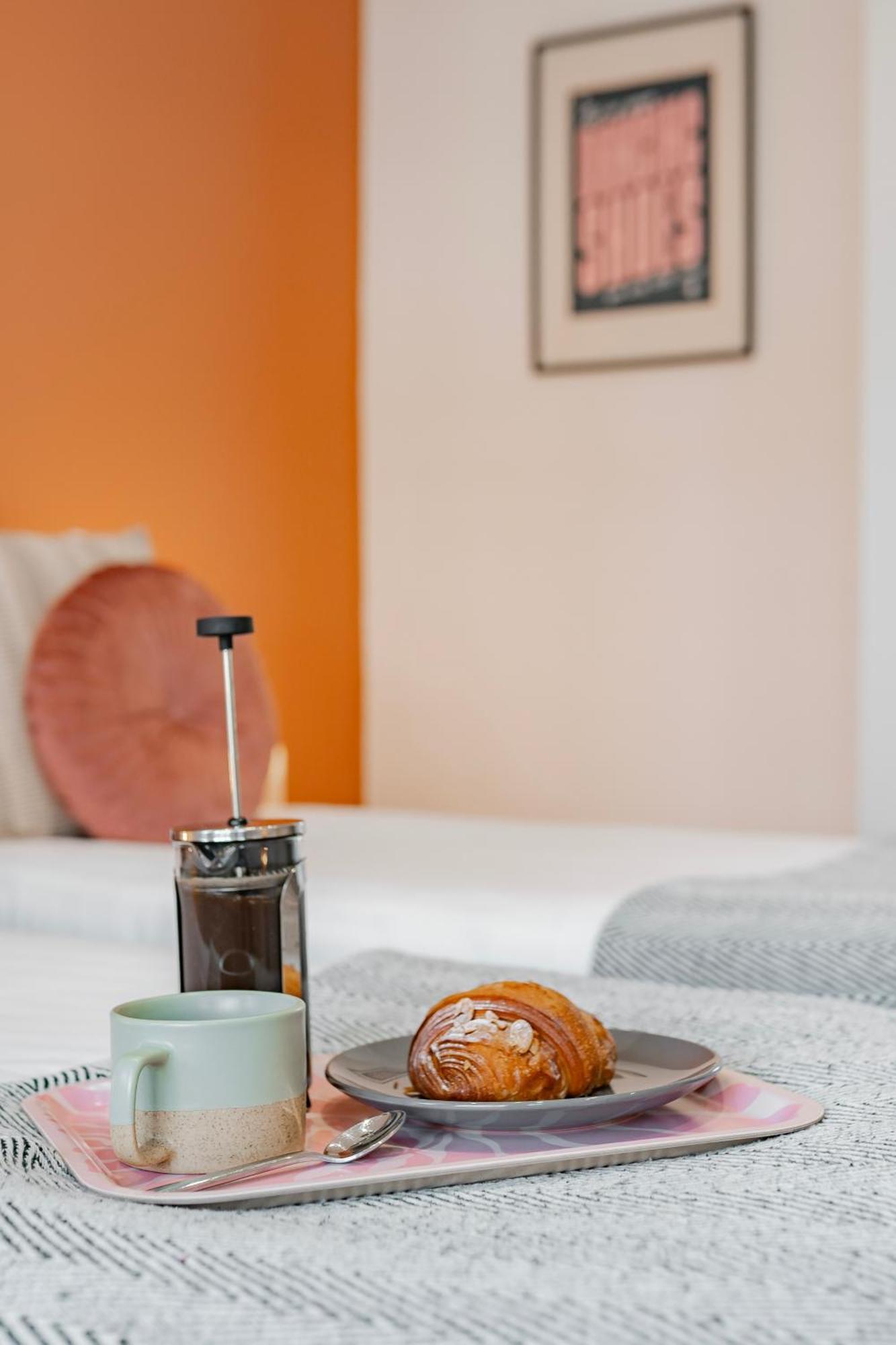 Apartment Cosy & Stylish Apmt W/ Fast Wifi