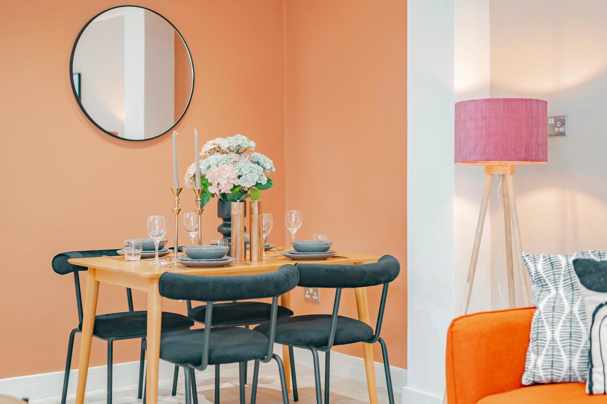 Cosy & Stylish Apmt W/ Fast Wifi *