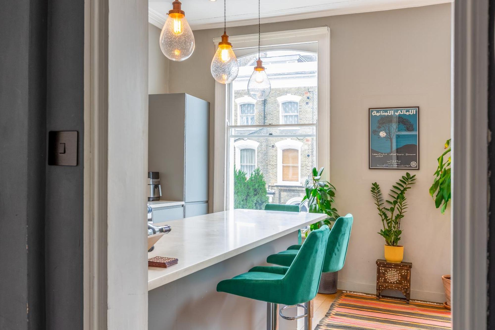 Exquisite Bright 1br Flat, 2 Min To Canonbury Tube London
