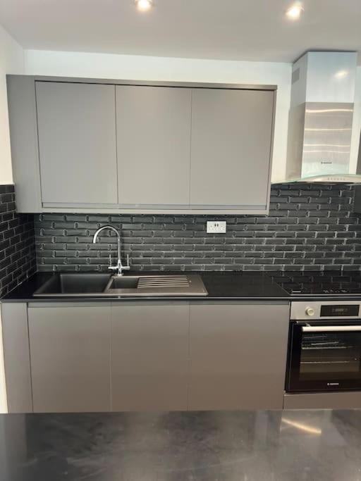 The 1-bed Flat In Hackney London