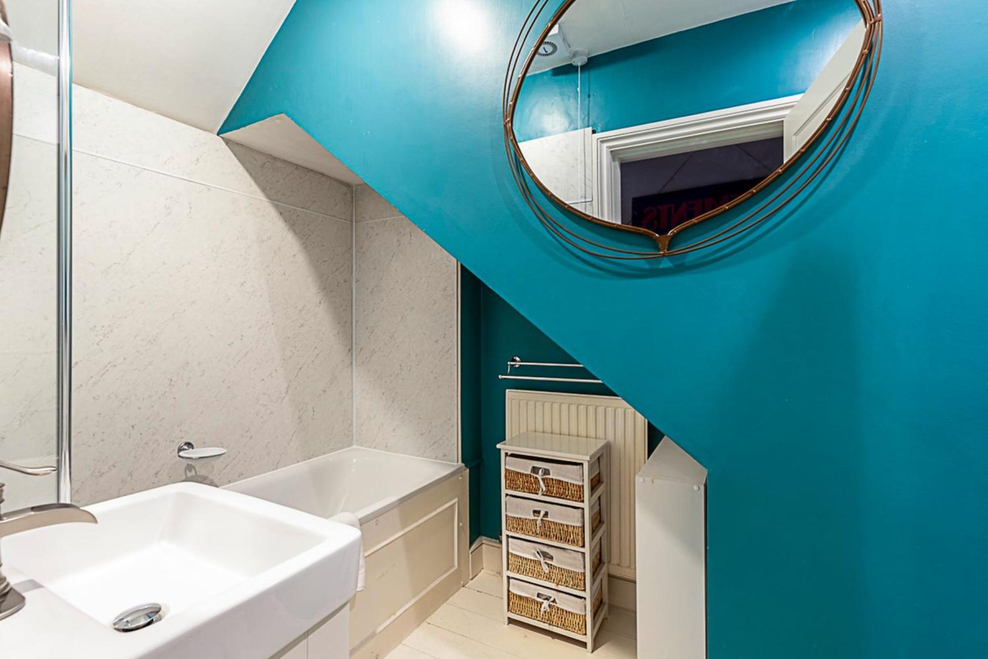 Lovely One-bedroom Flat Near West Kensington *