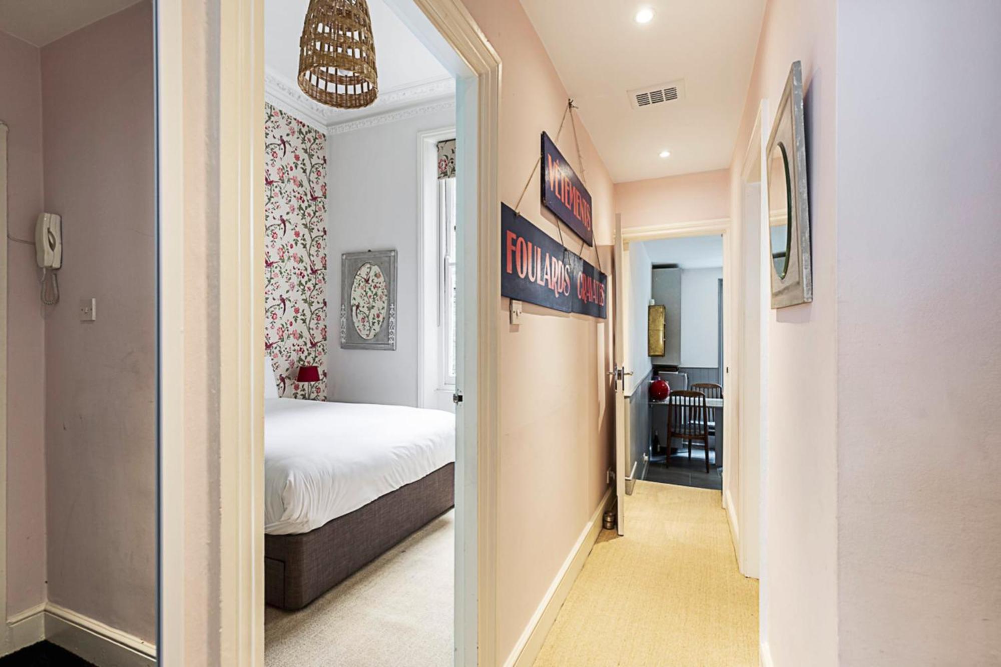 Lovely One-bedroom Flat Near West Kensington Apartment *