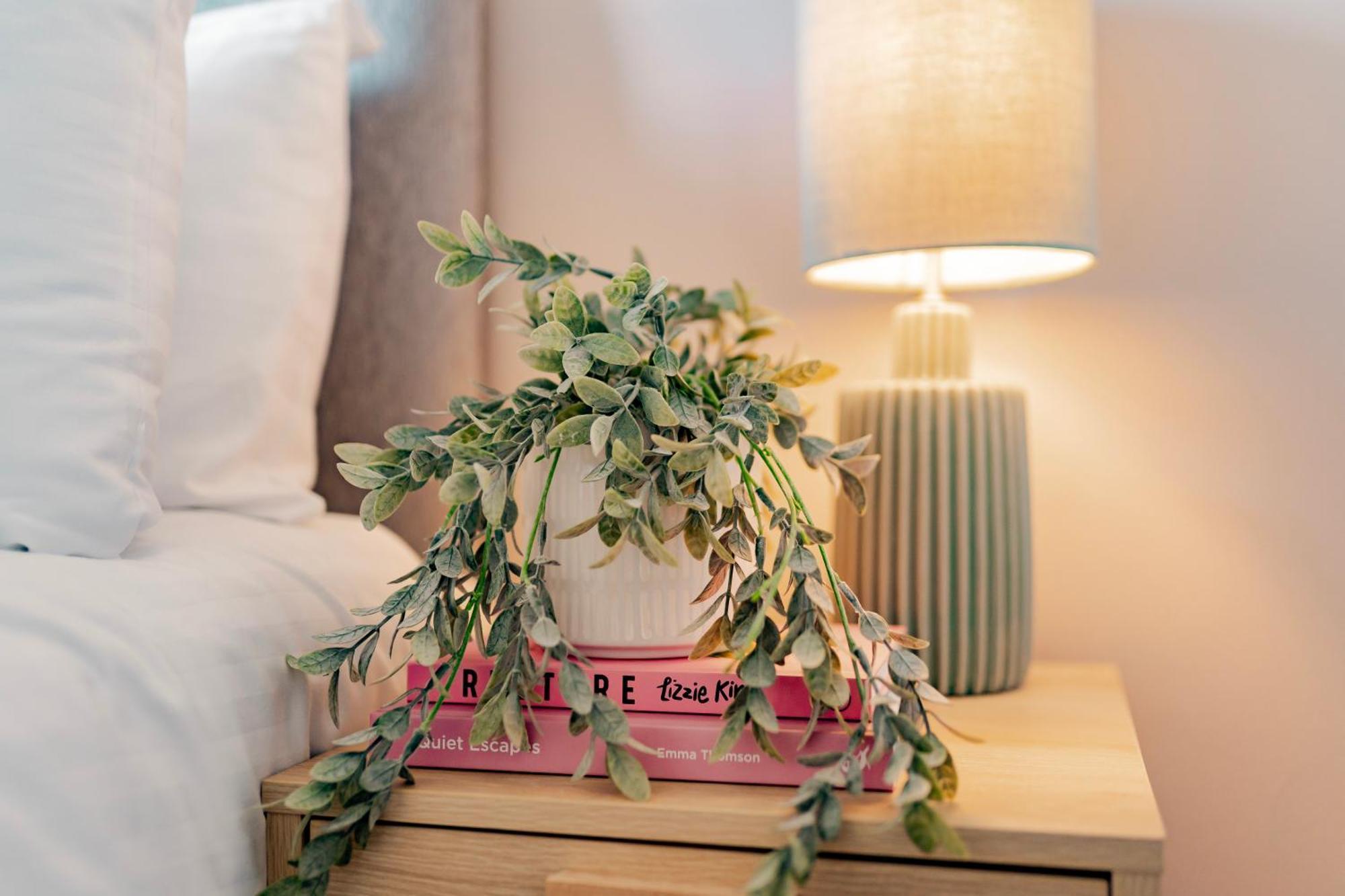 Charming Ldn With Free Parking Apartment