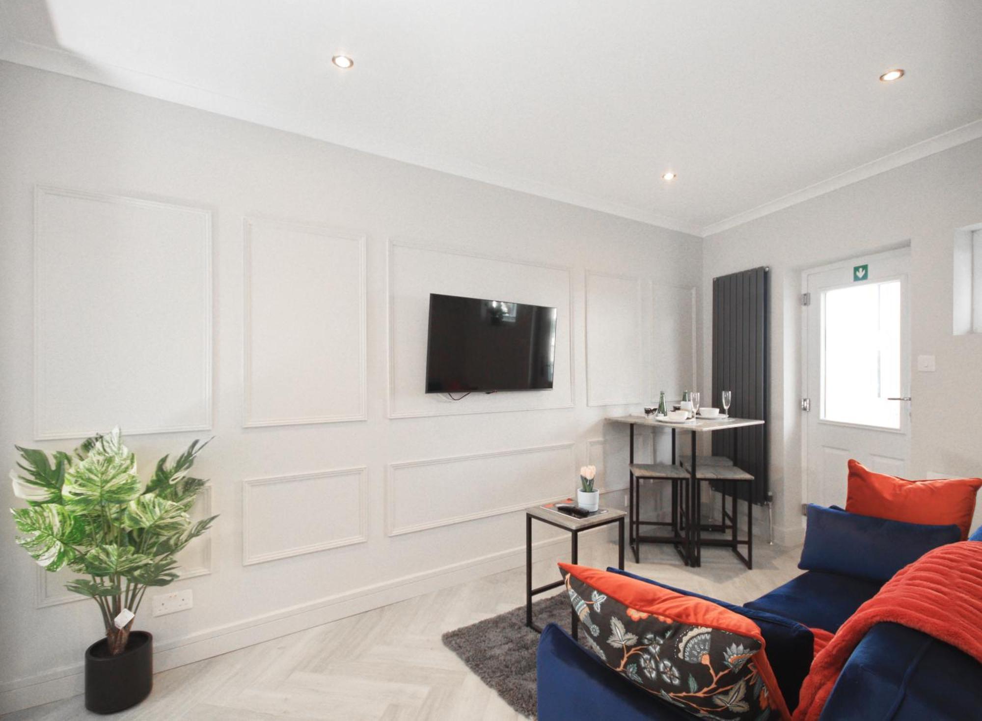 Rayan Heights Cosy 1 Bedroom Flat Sleeps 2 Perfect For Contractors Tourists Families - Free Parking London