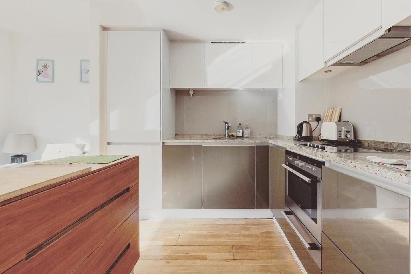 Modern 1 Bed At Heart Of Canary Wharf