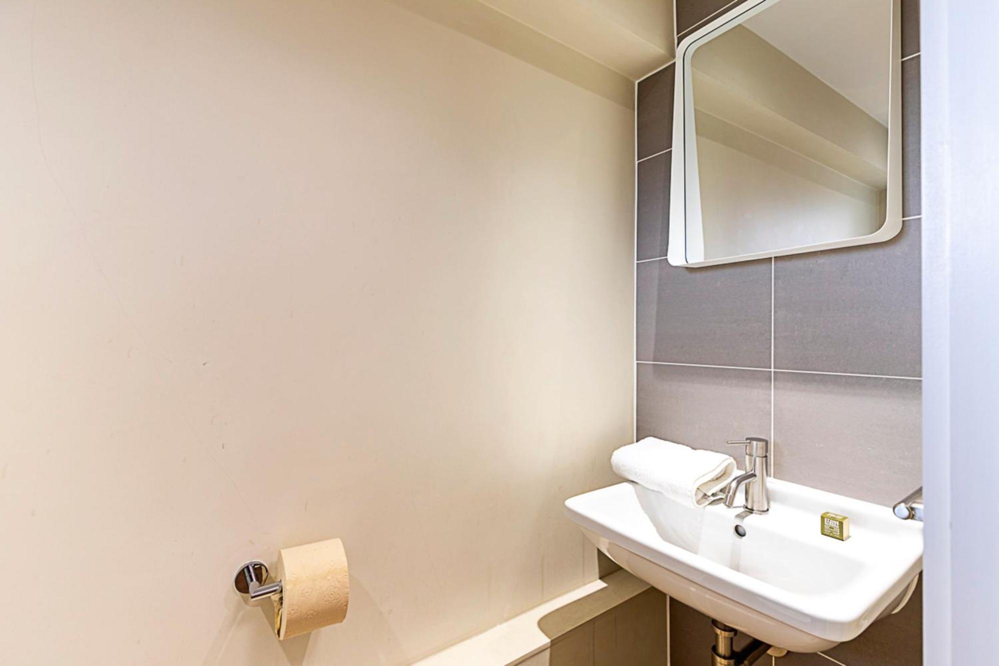 Apartment Relay Sleek In Belgravia