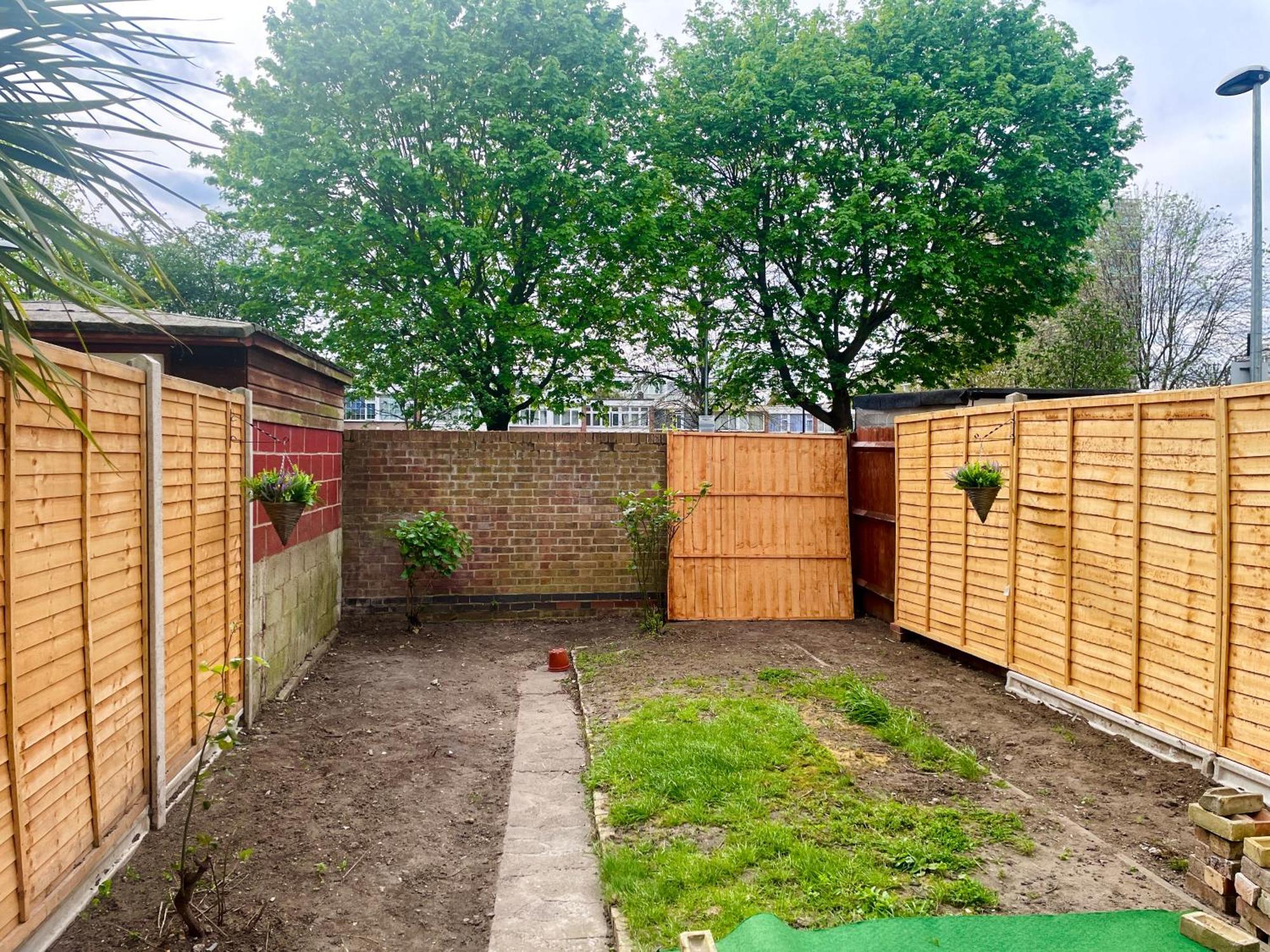 Luxury 3 Bedroom Flat With Garden * Londen
