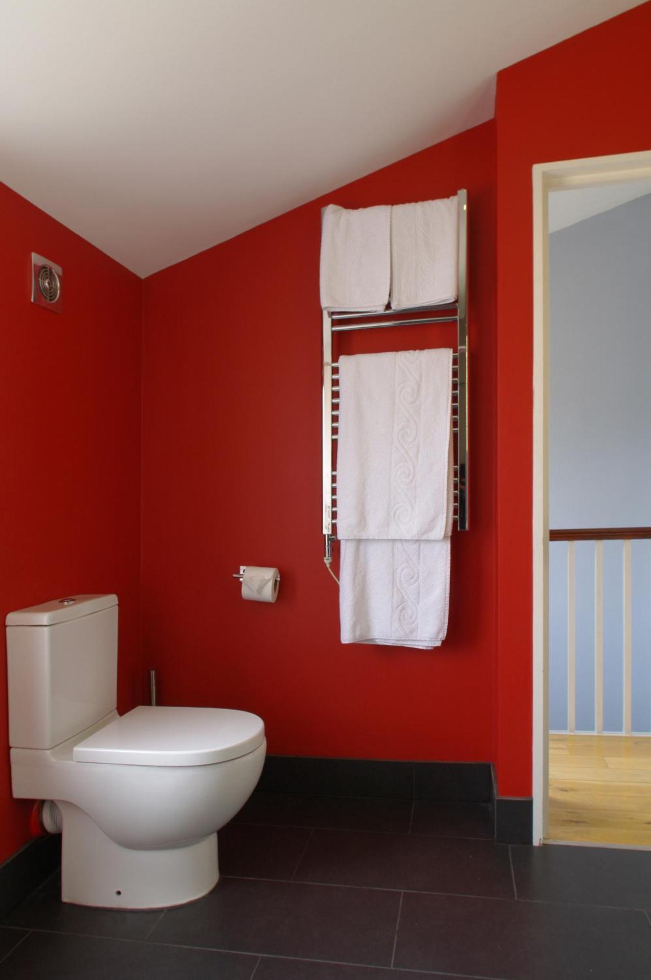 Comfortable Waterloo Near Thames London