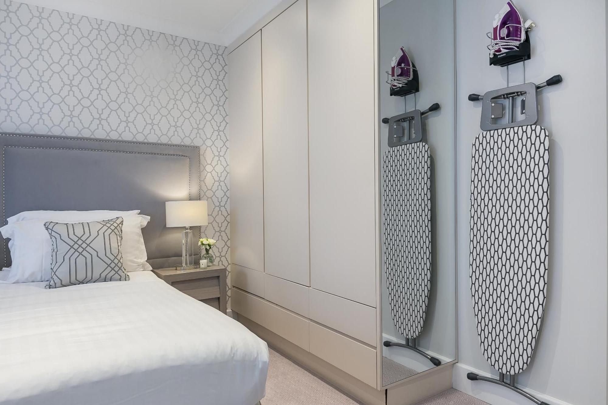 Chilworth Court Apartahotel