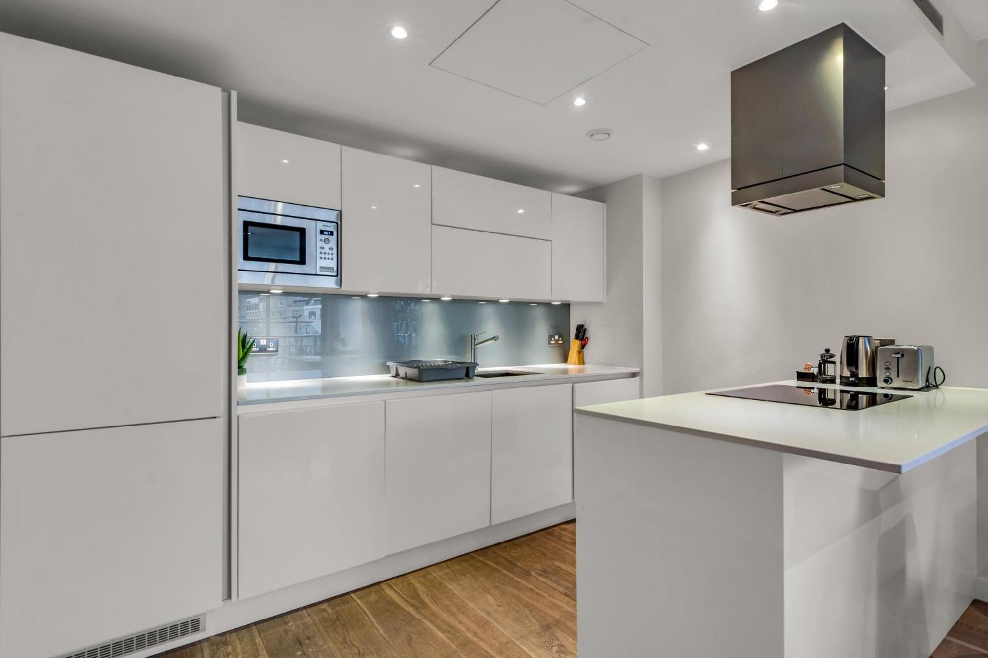Mysquare Shoreditch High Street Apartment *