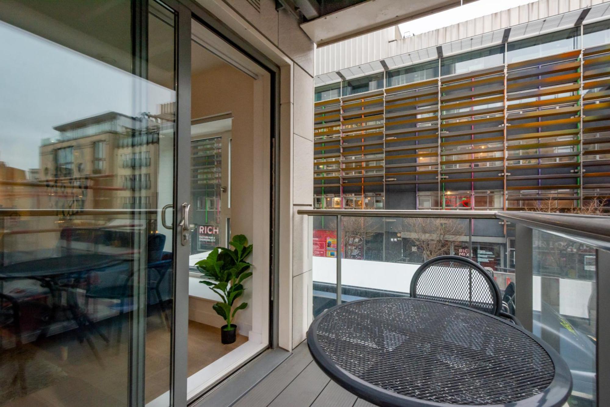 Mysquare Shoreditch High Street London