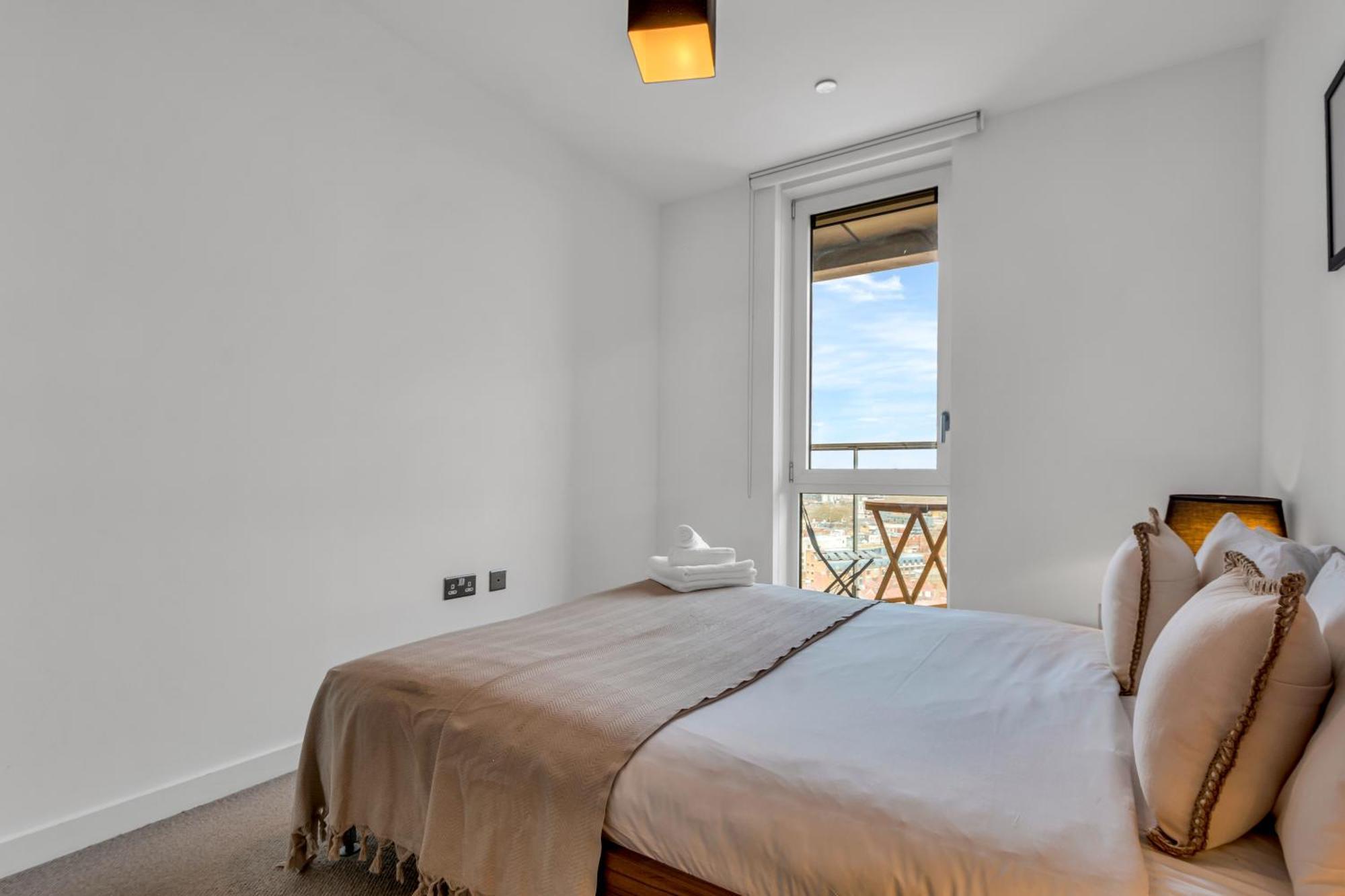 Mysquare Shoreditch High Street London