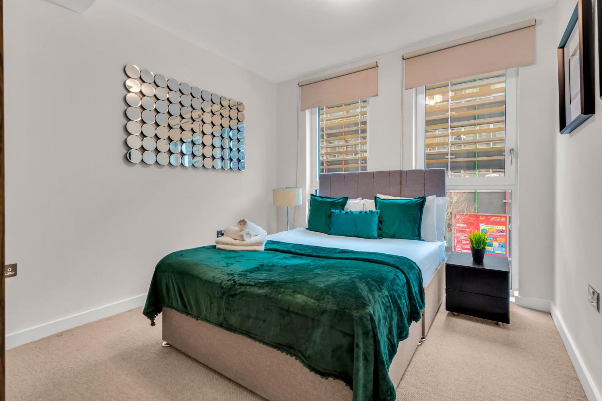 Mysquare Shoreditch High Street Apartment *