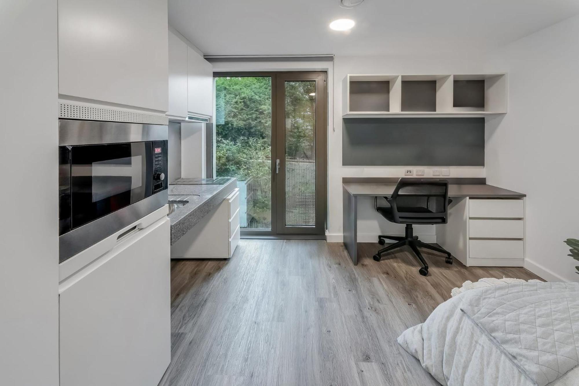 Contemporary At Chapter White In *