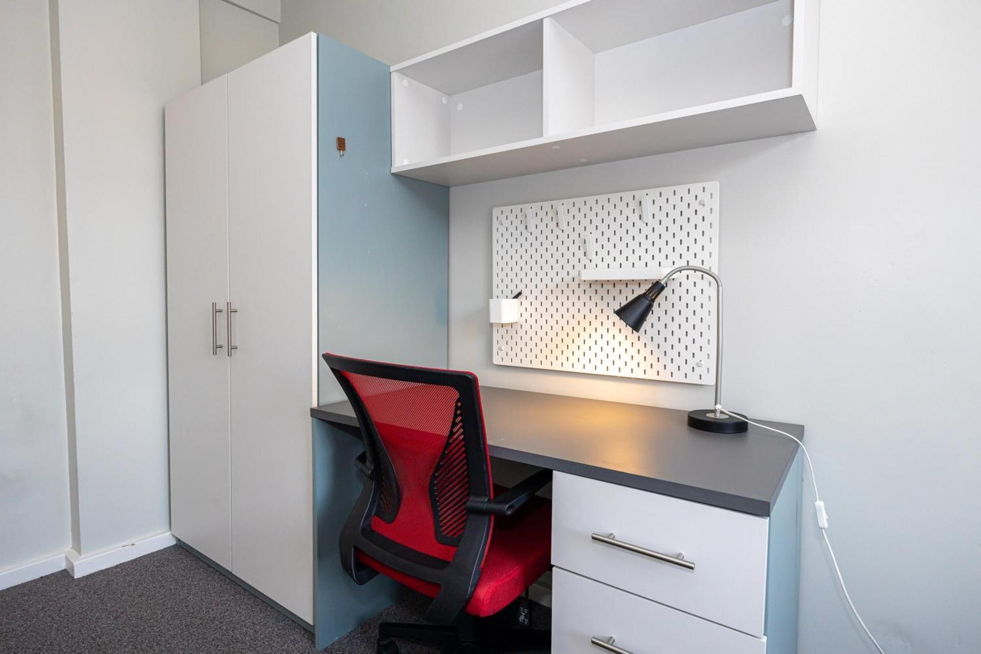 Leilighet Spacious With Shared Facilities London