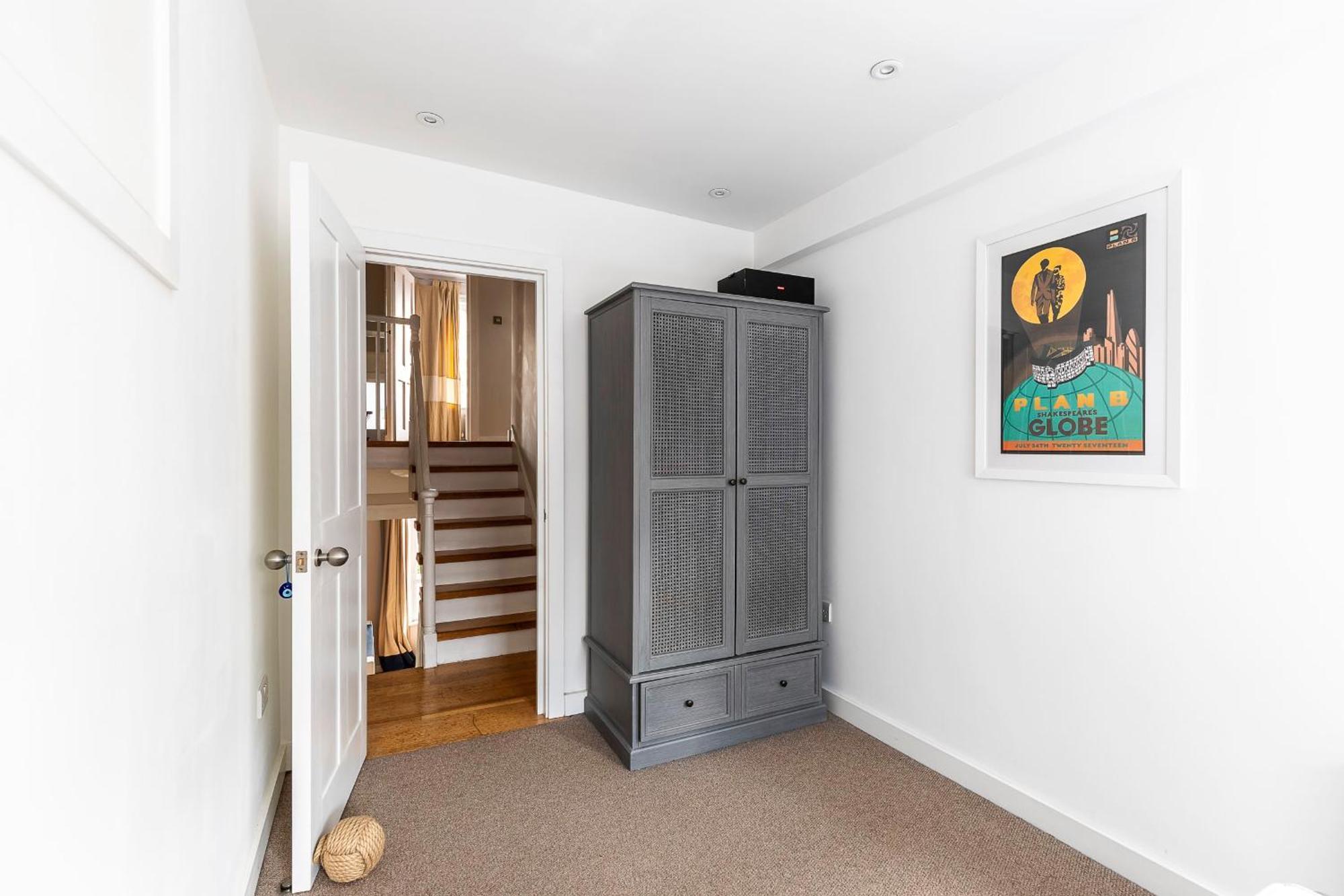 Charming Two Bed Maisonette In Notting Hill London