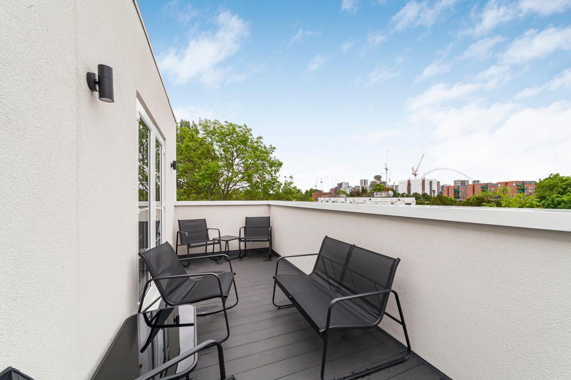 Arte Stays - Lux Stylish Penthouse - Heart Of Wembley - Parking *