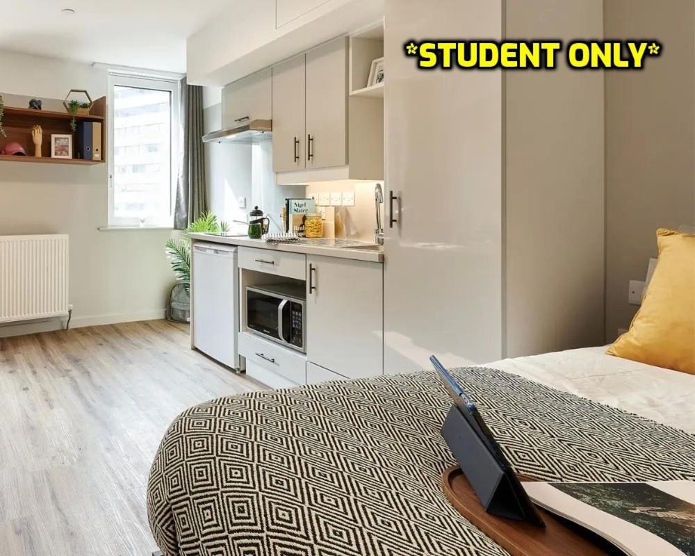 Student Only Zeni Wembley London
