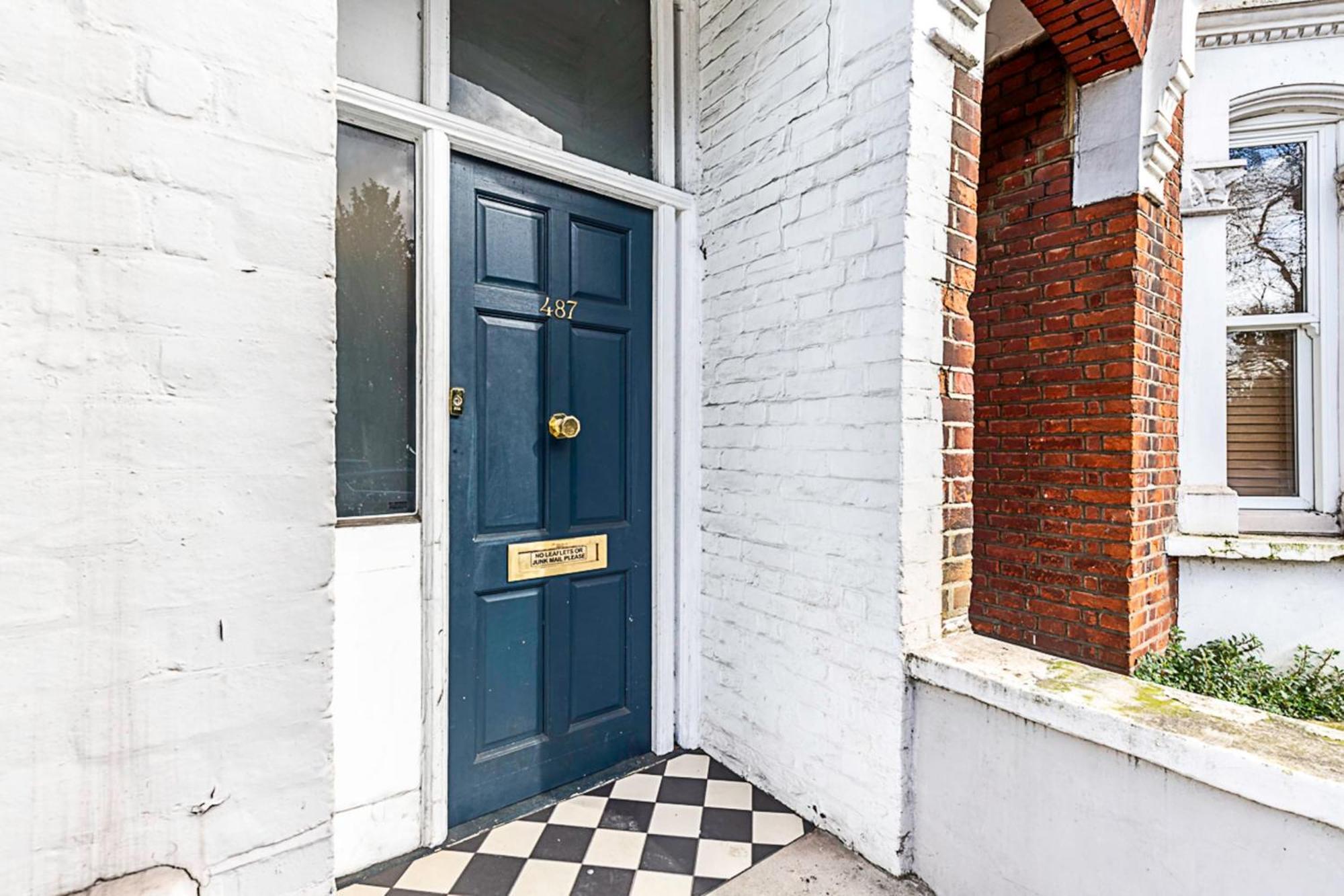 Lovely Bishops Park Flat