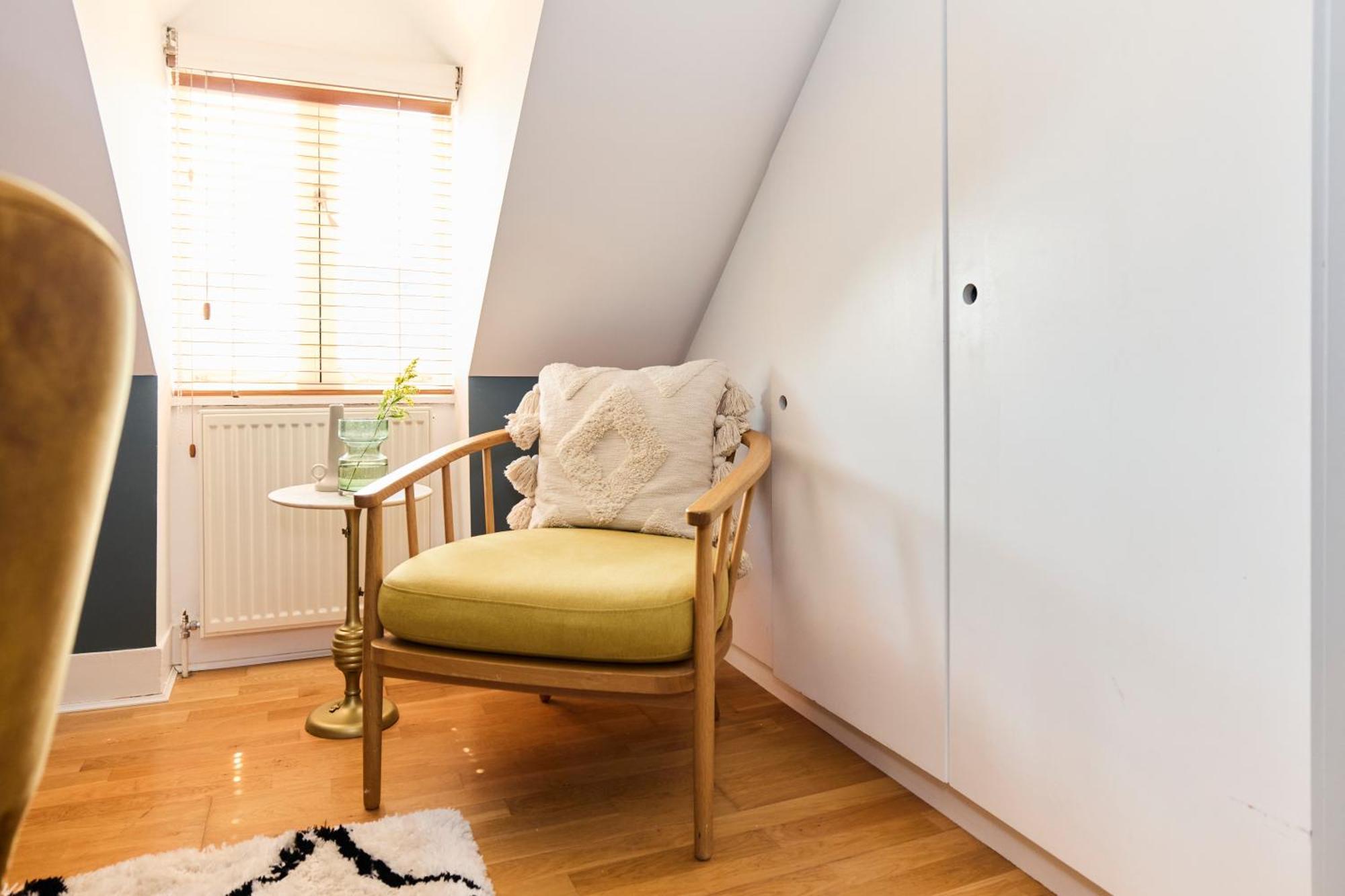 The Waterlow Park Wonder - Trendy 2bdr With Study And Patio Appartement