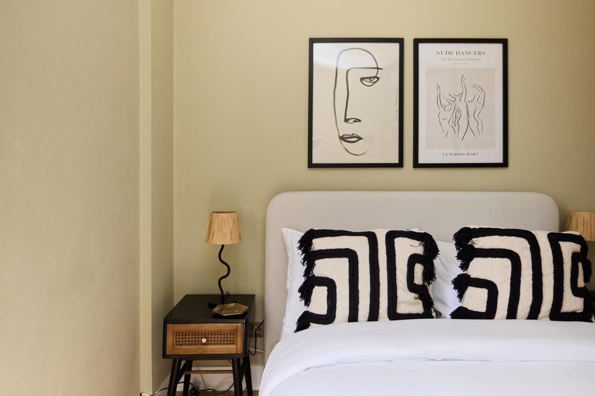 The Waterlow Park Wonder - Trendy 2bdr With Study And Patio Appartement