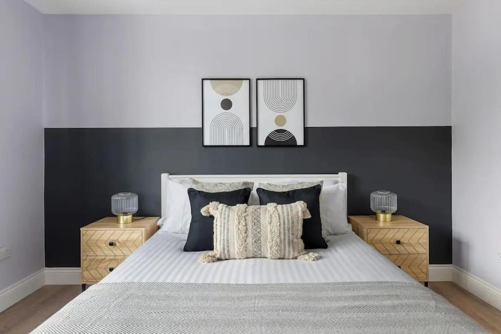 Chic Getaway 10 Mins To Wembley Apartment London