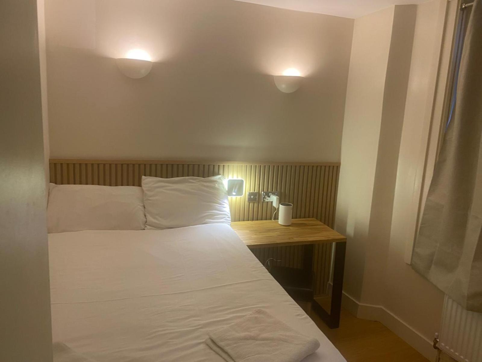 Exhibition Court 4 Hotel London
