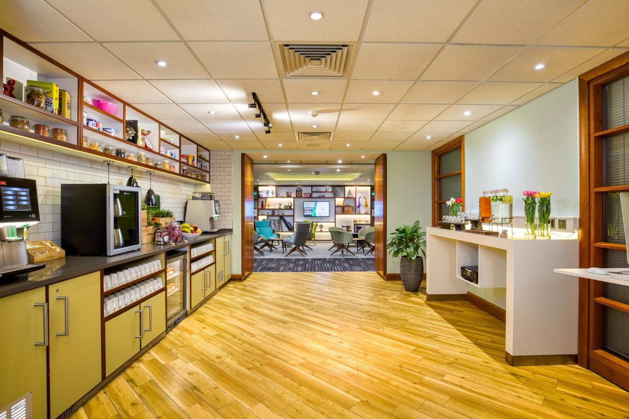 Hotel Bloomsbury By Ihg 4*