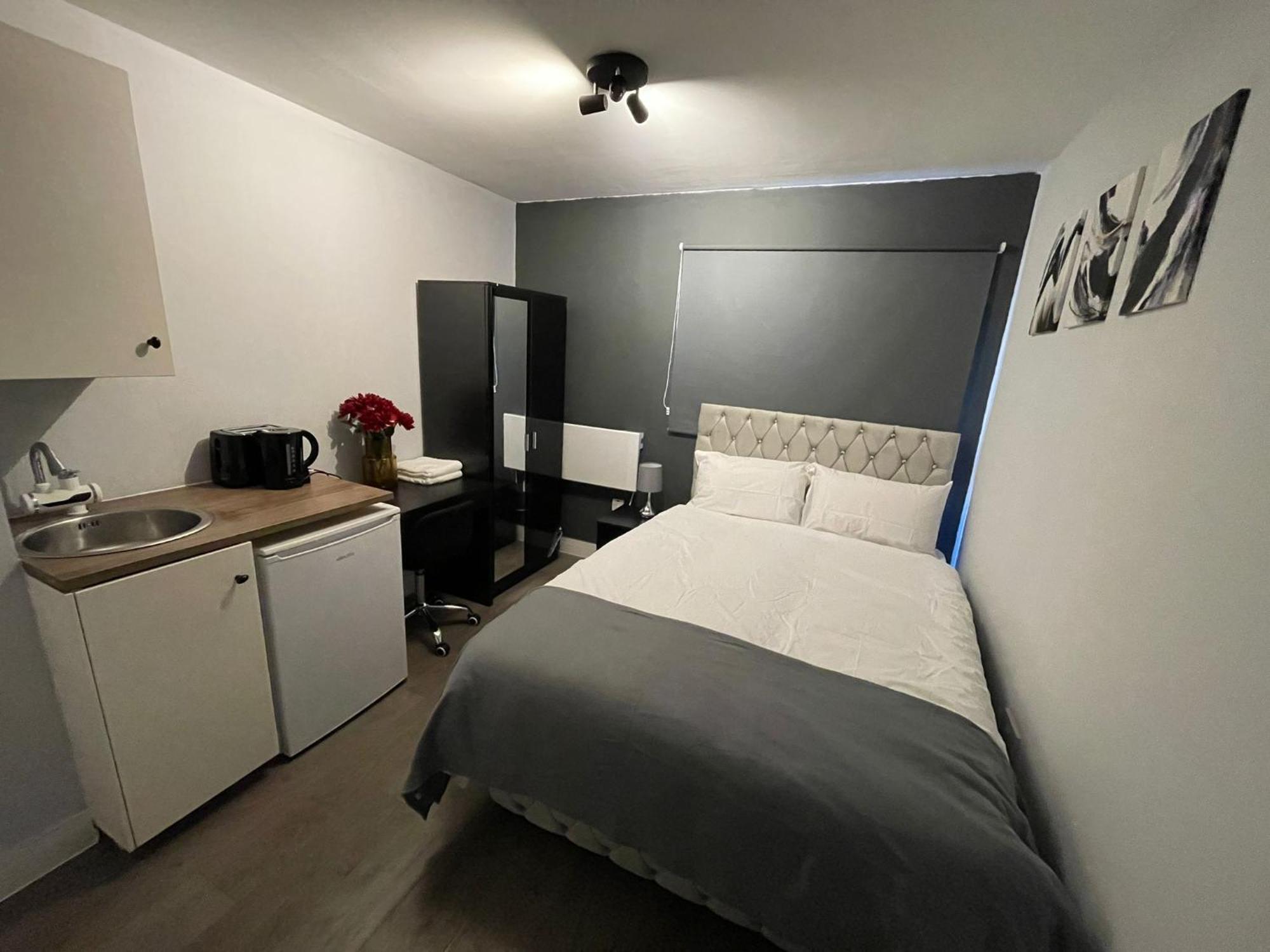 Homestay Letzi Private En-suite Near Wembley