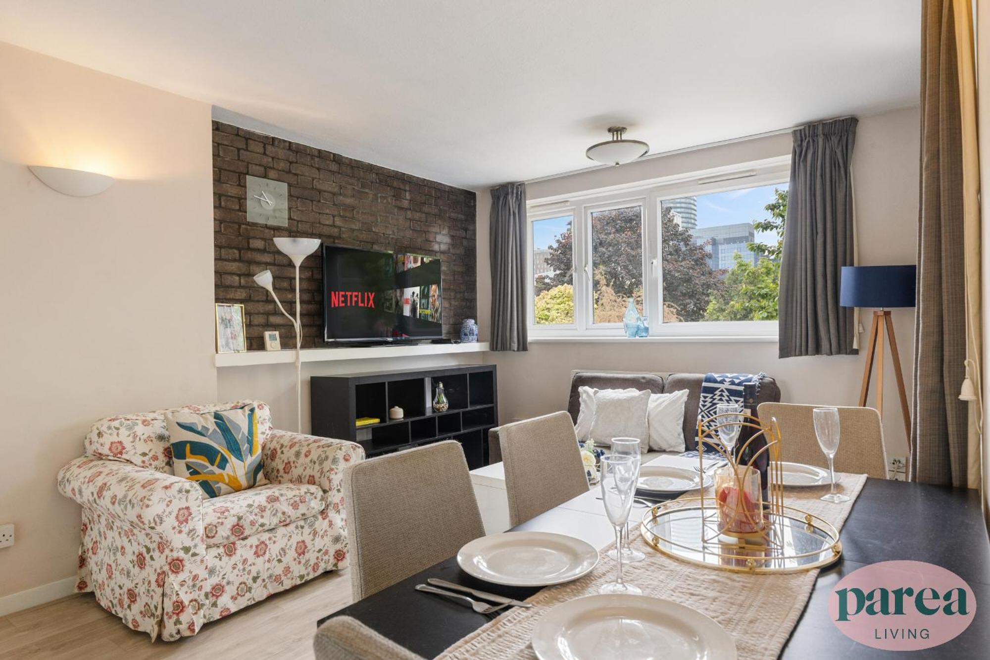 Apartment Parea Living - Cosy Flat With Skyline Views Beside Canary Wharf *