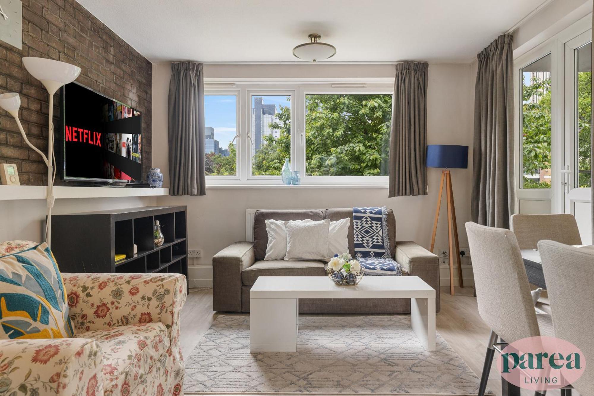 Apartment Parea Living - Cosy Flat With Skyline Views Beside Canary Wharf London