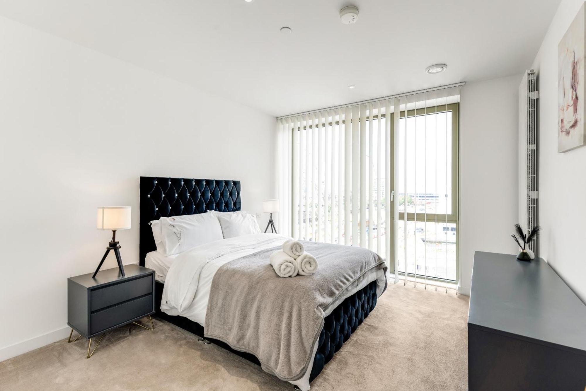 Khayat Homes - The Khalifa - One Bed Luxury Appartement Londen