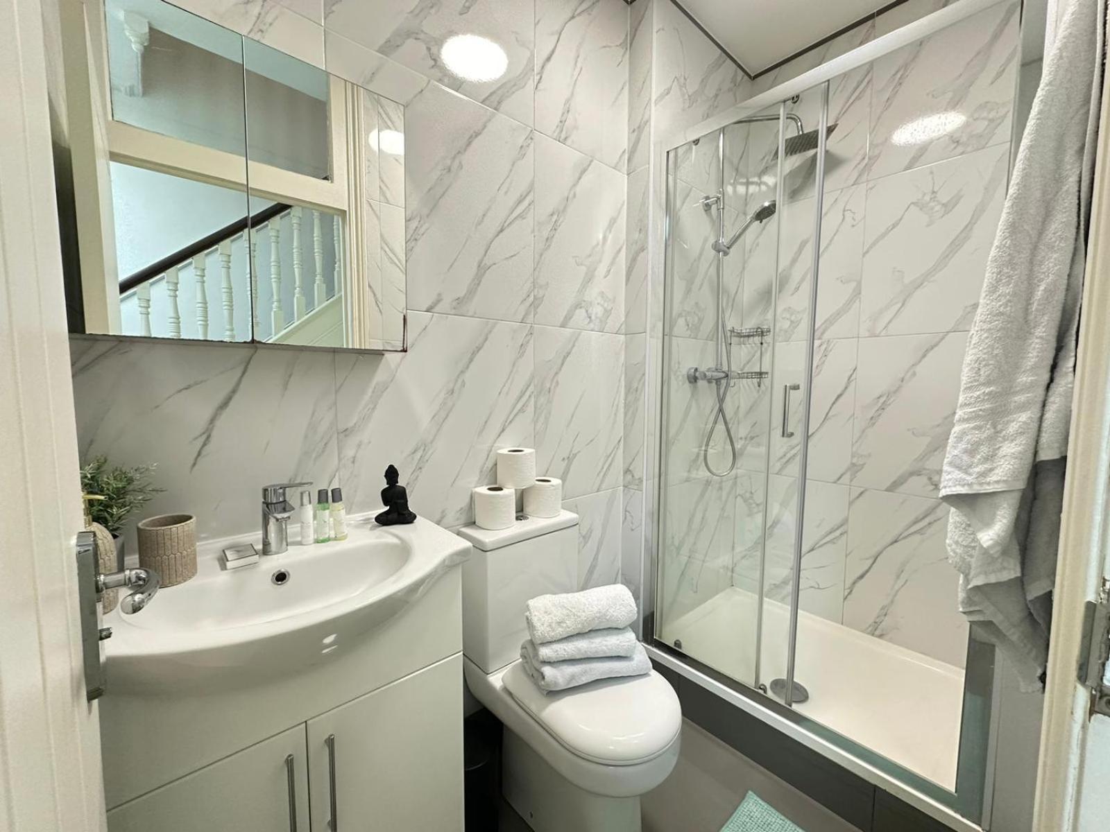 Oxford Street Four Bedroom Luxury * Londen