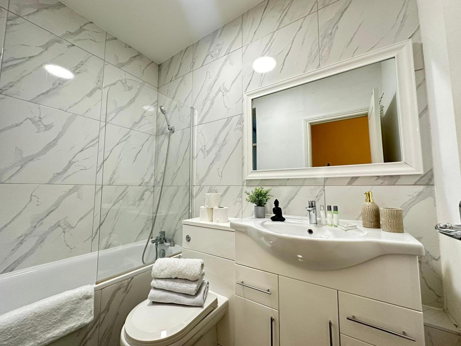 Oxford Street Four Bedroom Luxury
