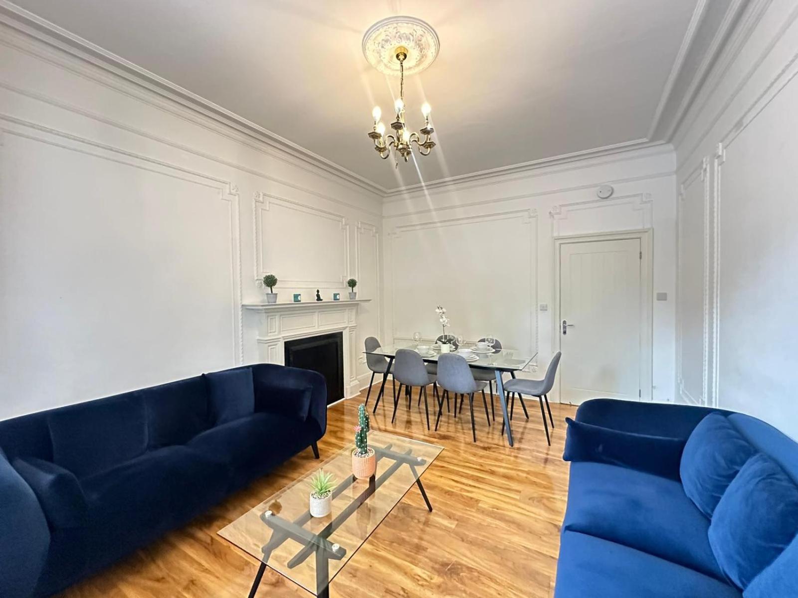 Oxford Street Four Bedroom Luxury