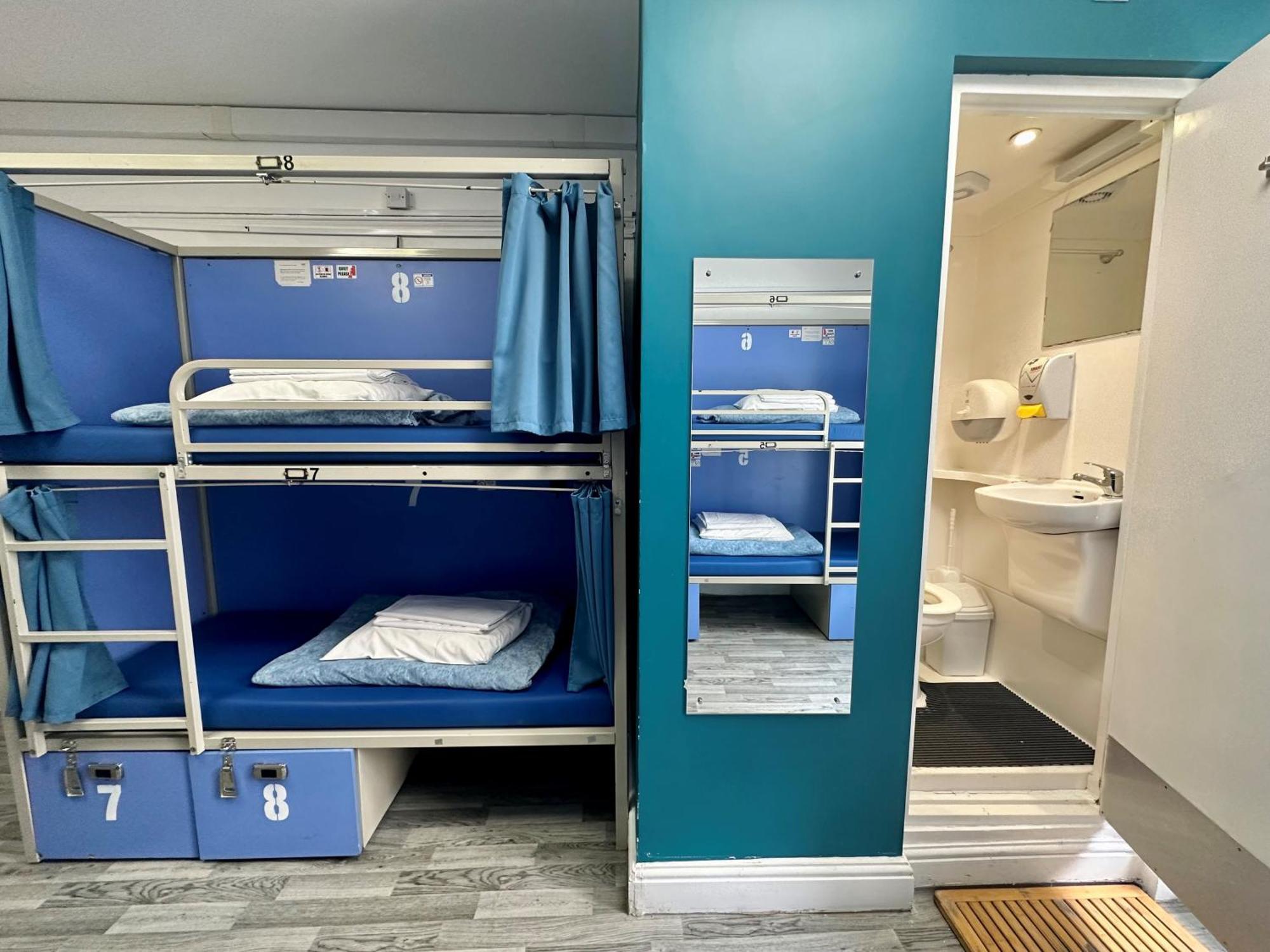 Smart Hyde Park Hostal