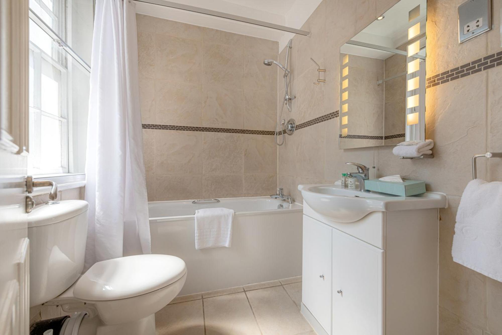 17 Hertford Street Aparthotel