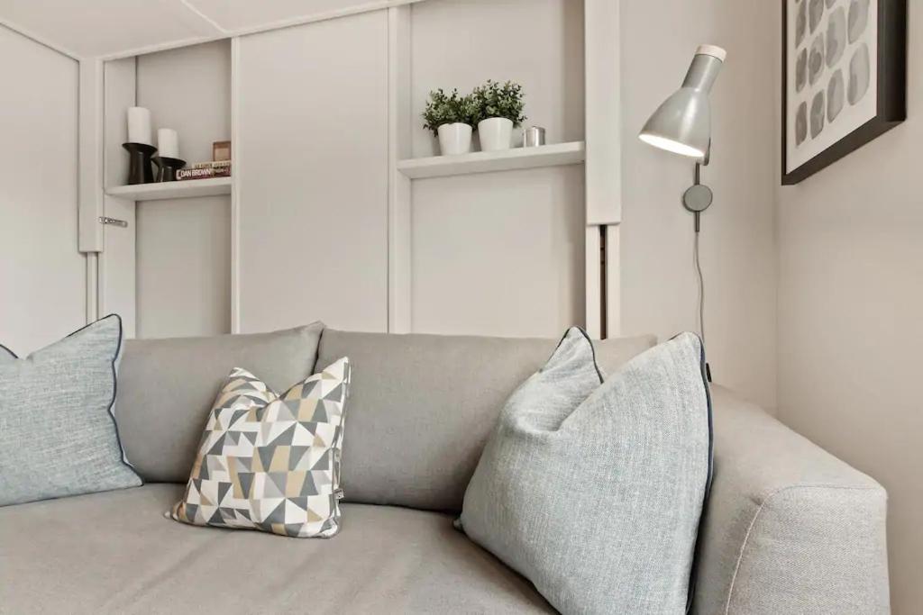 Apartment 73 Oakley Square London
