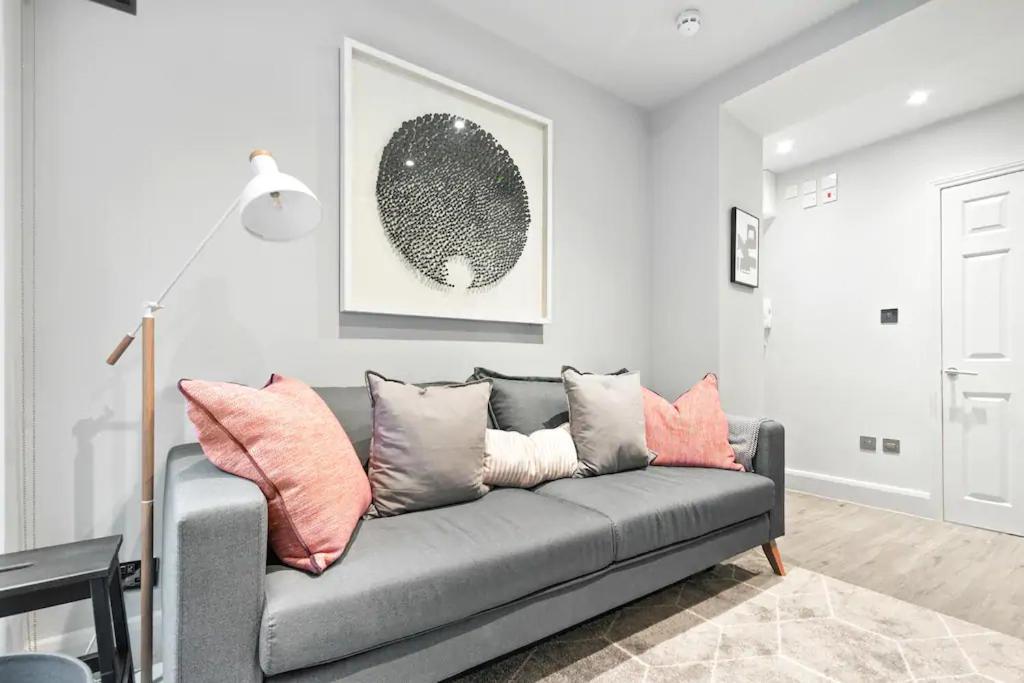73 Oakley Square Apartment London