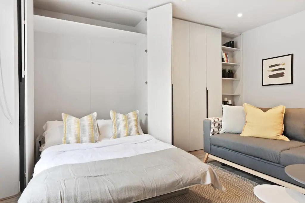 Apartment 73 Oakley Square London