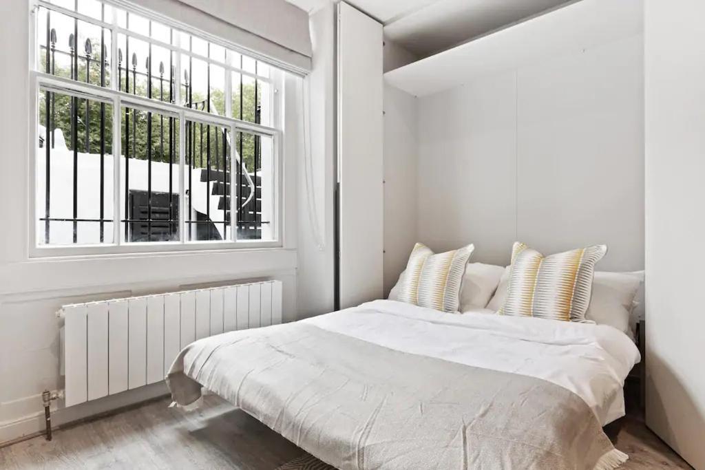 73 Oakley Square Apartment *