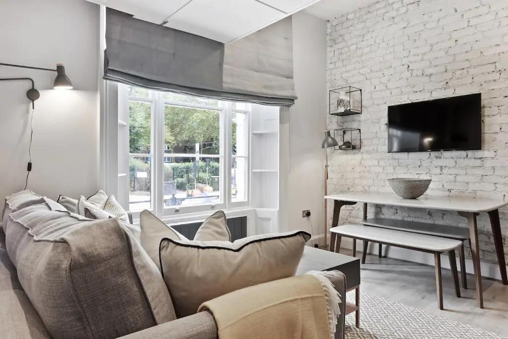 Apartment 73 Oakley Square *