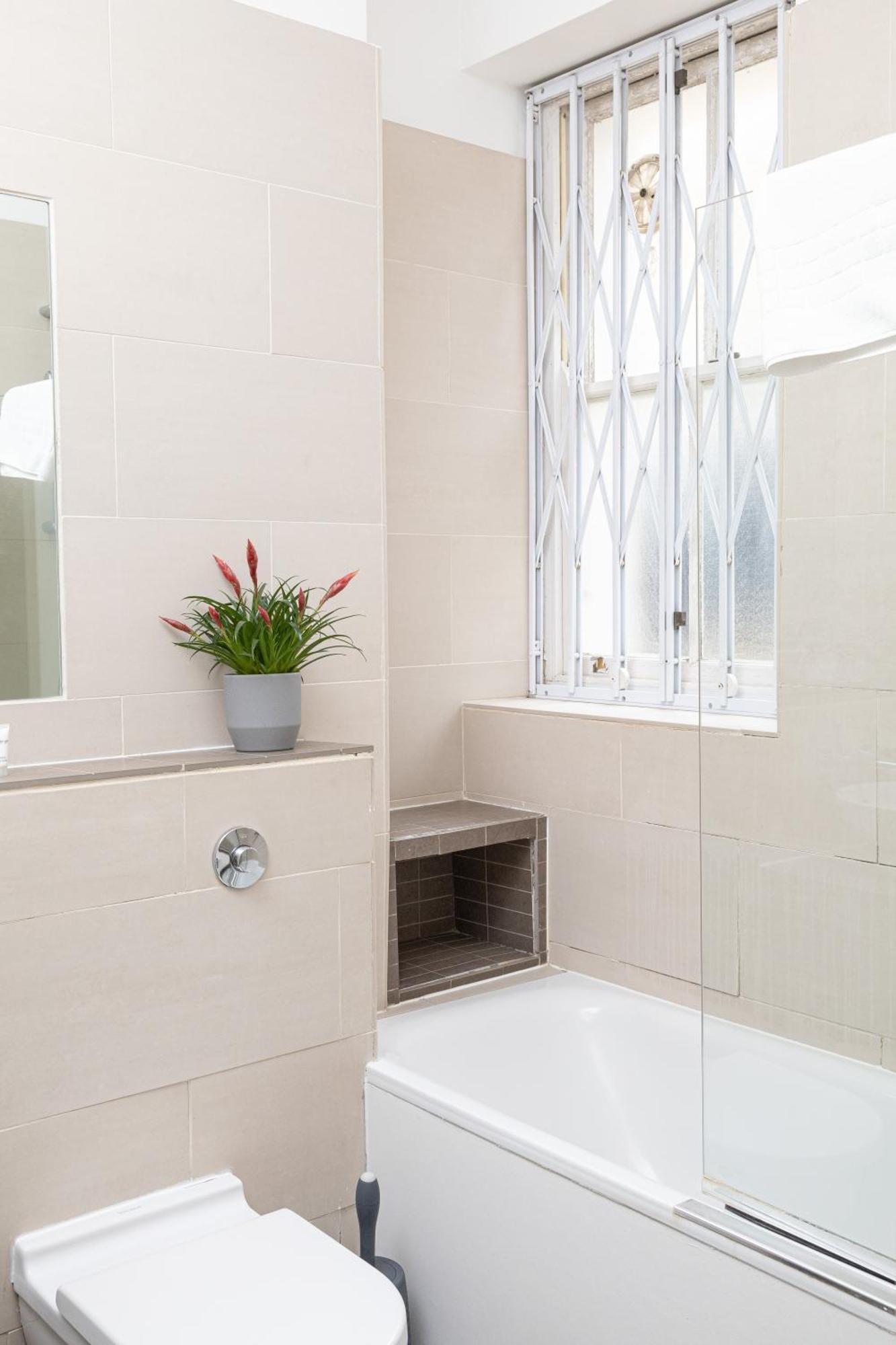 Luxury 3bedroom In Thames-side Living Londen