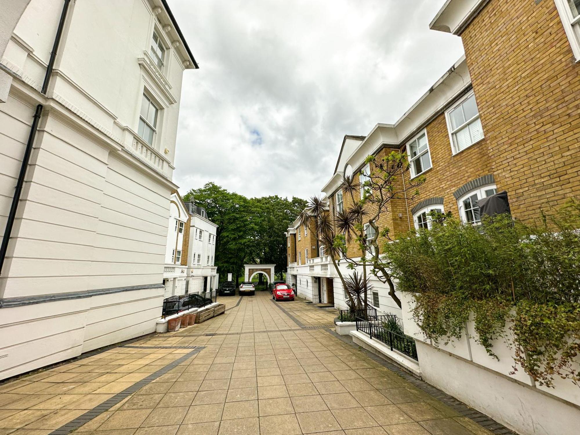 Luxury 3bedroom In Thames-side Living Leilighet London