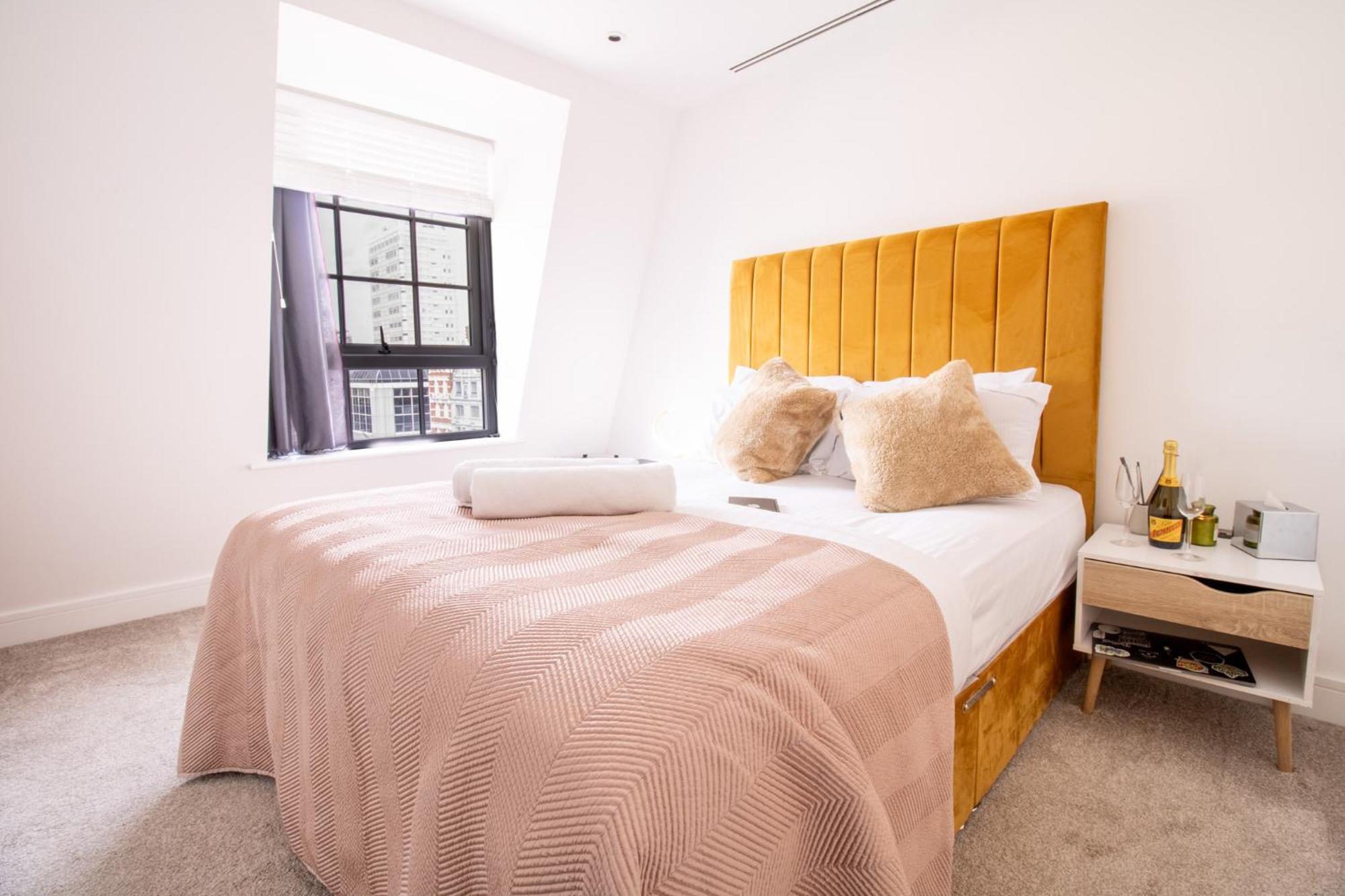 Marble Arch Penthouses With Skyline Views Apartment London
